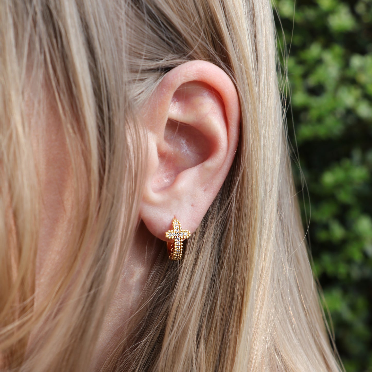 Croce Pura Orecchini a cerchio piccoli (Hoops)