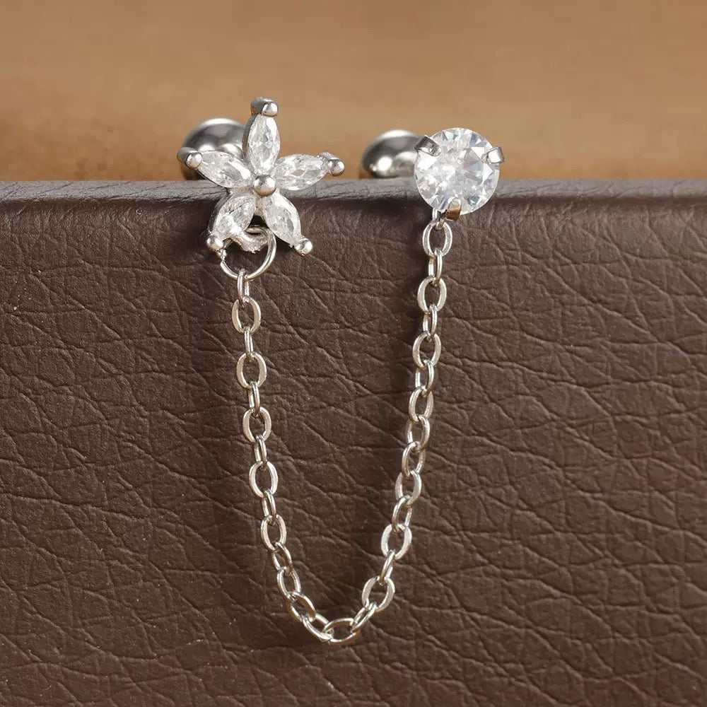 Orecchino Petal Chain
