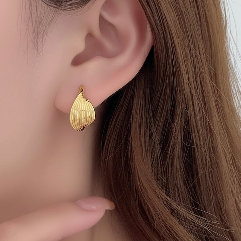 Lyria Orecchini a cerchio piccoli (Hoops)